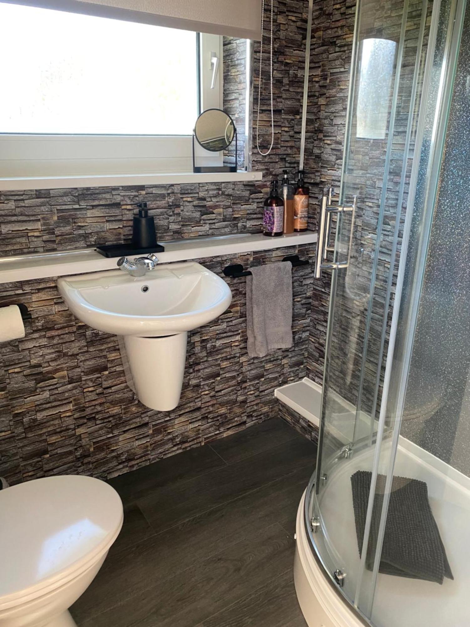 44 Gower Holiday Village Ty Gwyr Cosy 2 Bedroom Chalet 스완지 외부 사진