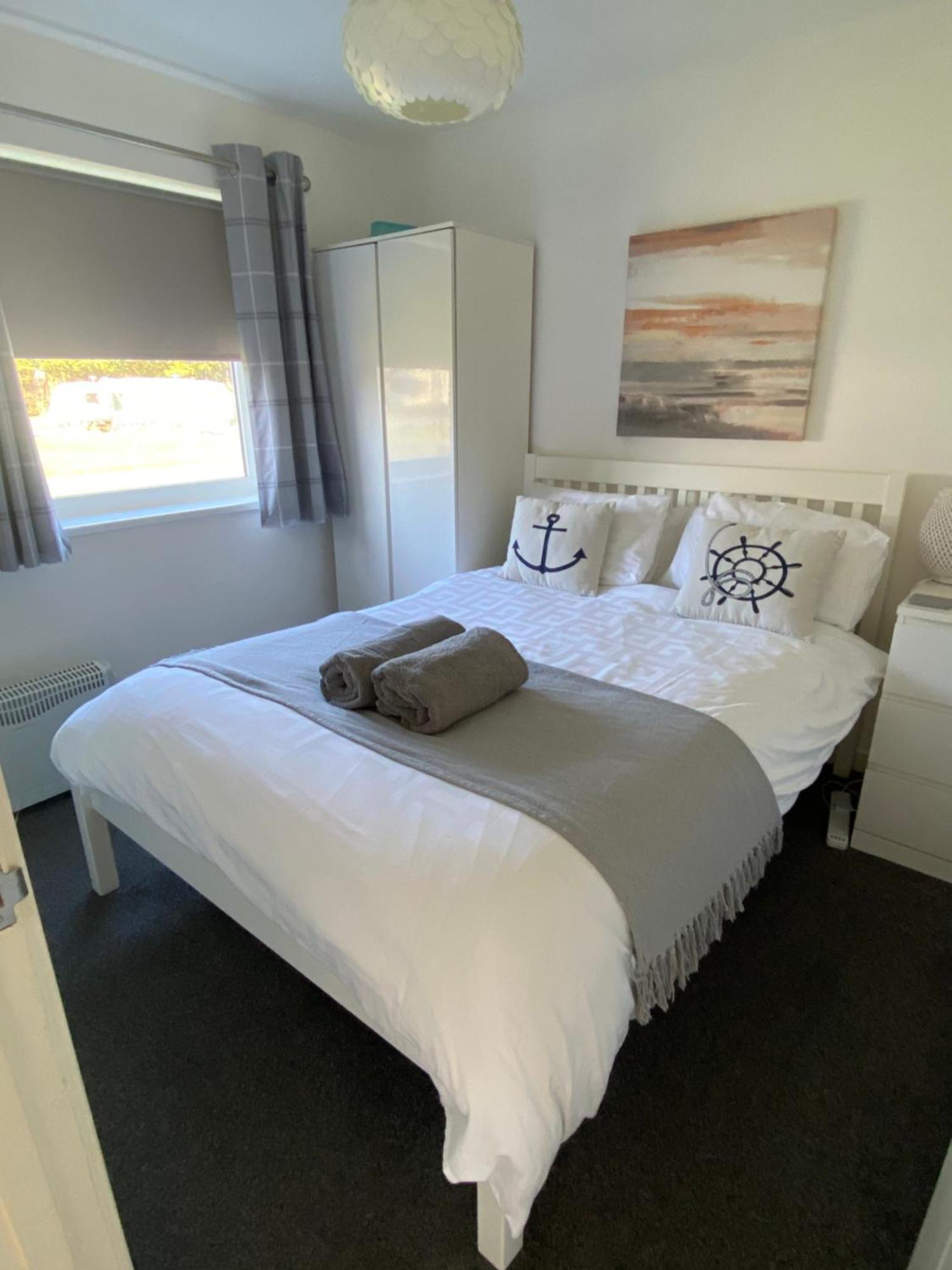 44 Gower Holiday Village Ty Gwyr Cosy 2 Bedroom Chalet 스완지 외부 사진